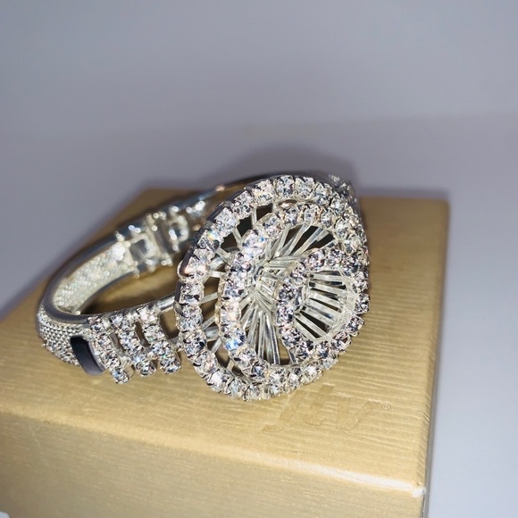 Silver Crystal Rhinestone Statement Bracelet 3 tier Foundation Design From JTV - Picture 7 of 11